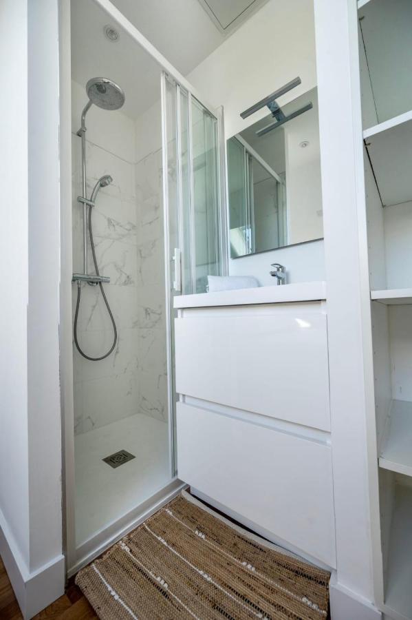 Le Poulorio 12 - T2 - Proche Gare - Dernier Etage By Locly Apartamento Lorient Exterior foto