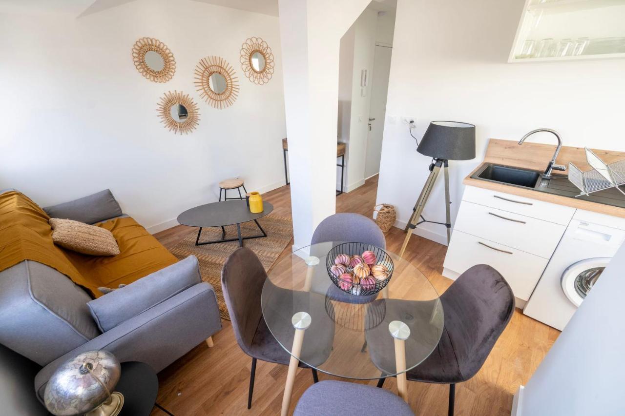 Le Poulorio 12 - T2 - Proche Gare - Dernier Etage By Locly Apartamento Lorient Exterior foto
